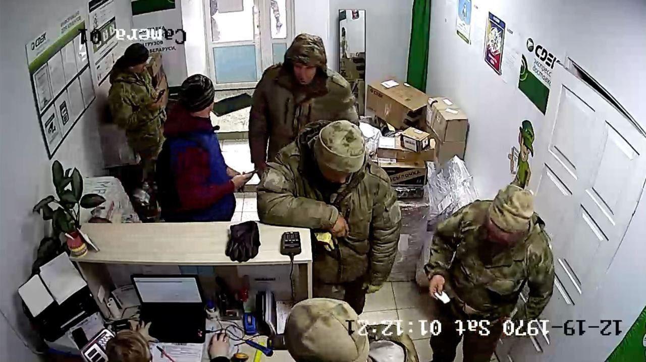 SBU discovered 8 more marauders from the Russian army, who robbed Ukrainians in Bucha
