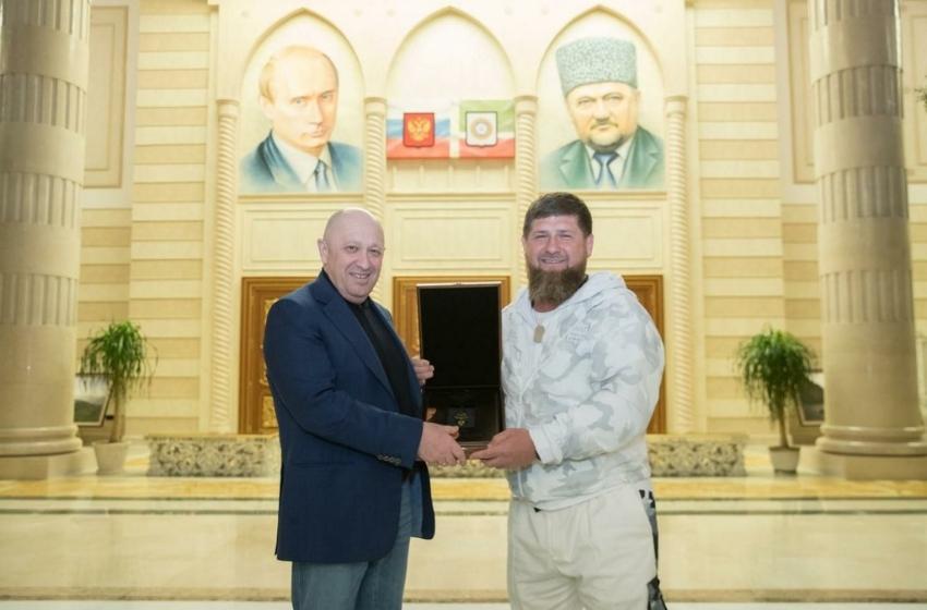 Ramzan Kadyrov again criticized Colonel General Alexander Lapin. This time he accused him of breaking on one of the front sectors by the Armed Forces of Ukraine