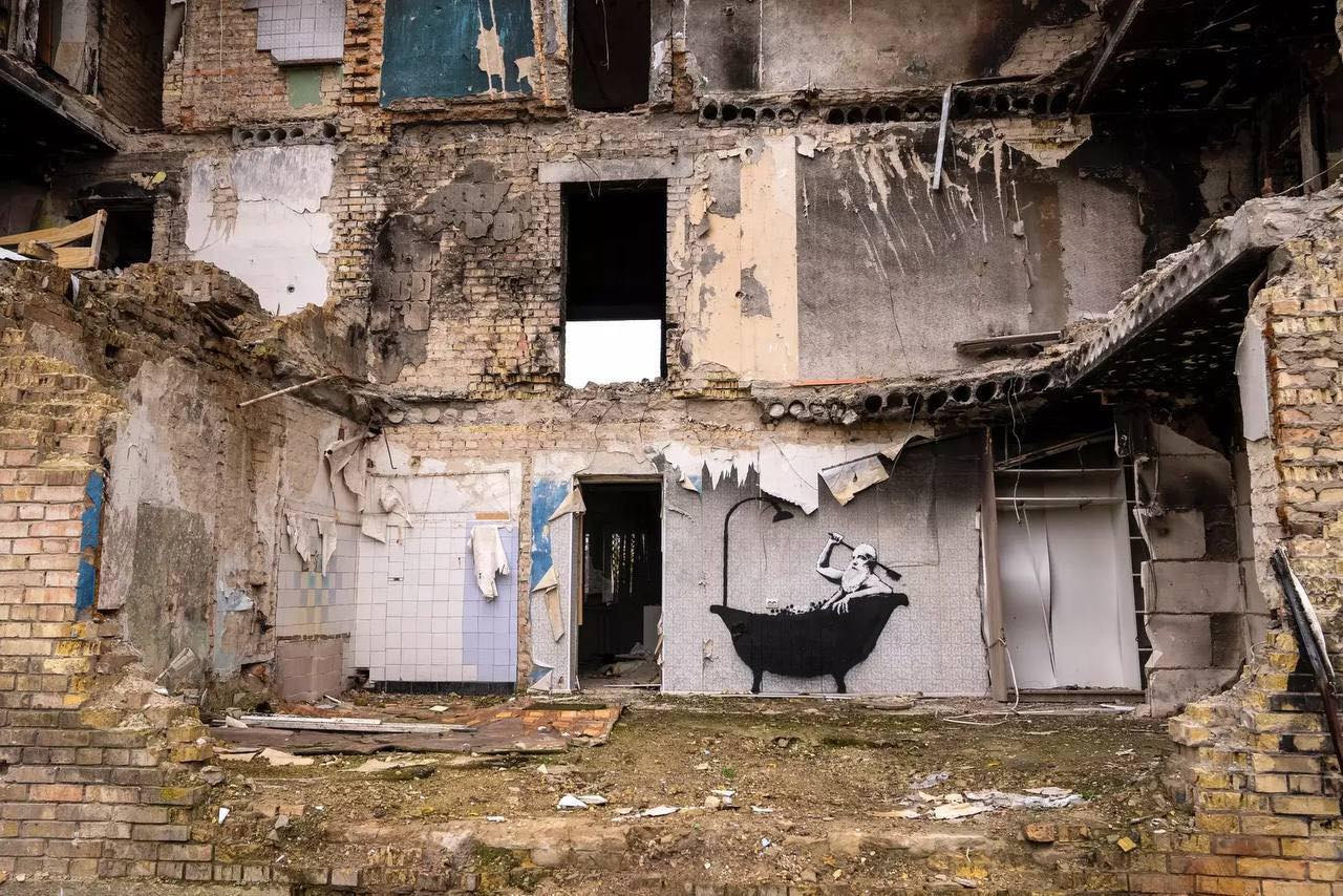 Famous artist Banksy admitted that he made seven graffiti in Ukraine (photo)