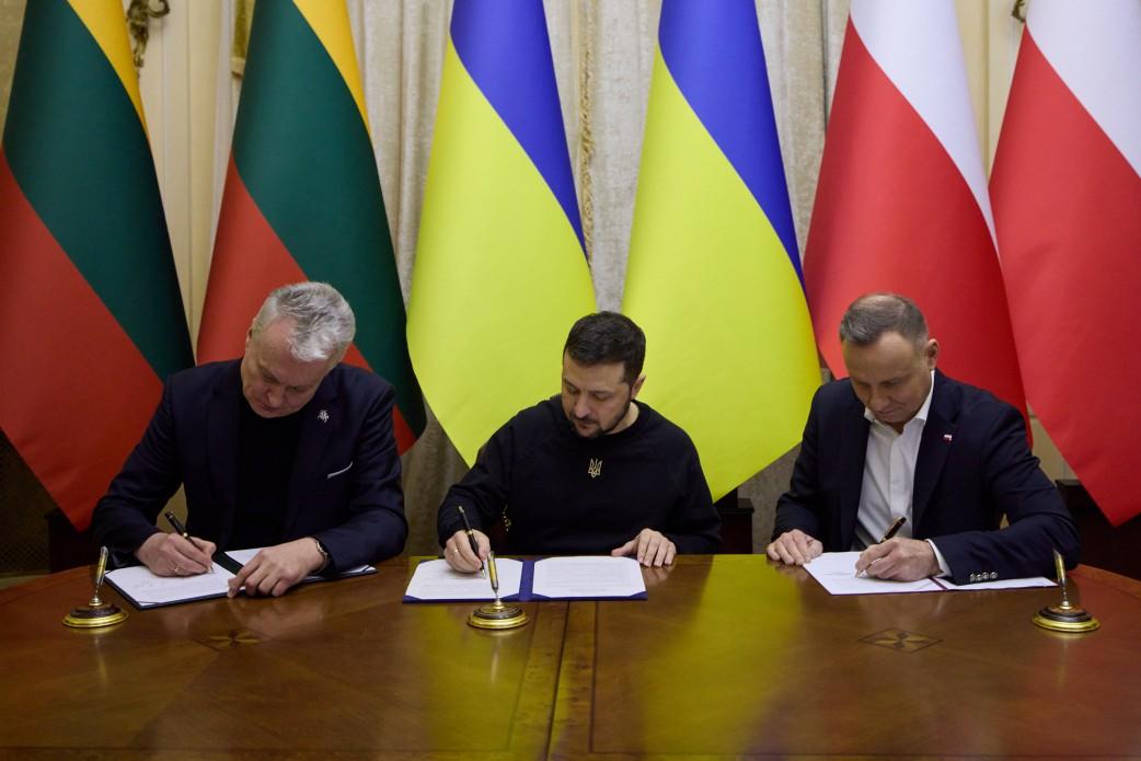 Presidents of Ukraine, Lithuania and Poland signed the Joint Declaration following the Second Summit of the Lublin Triangle in Lviv
