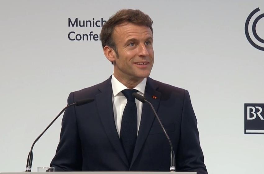 Emmanuel Macron: Russia must lose the war