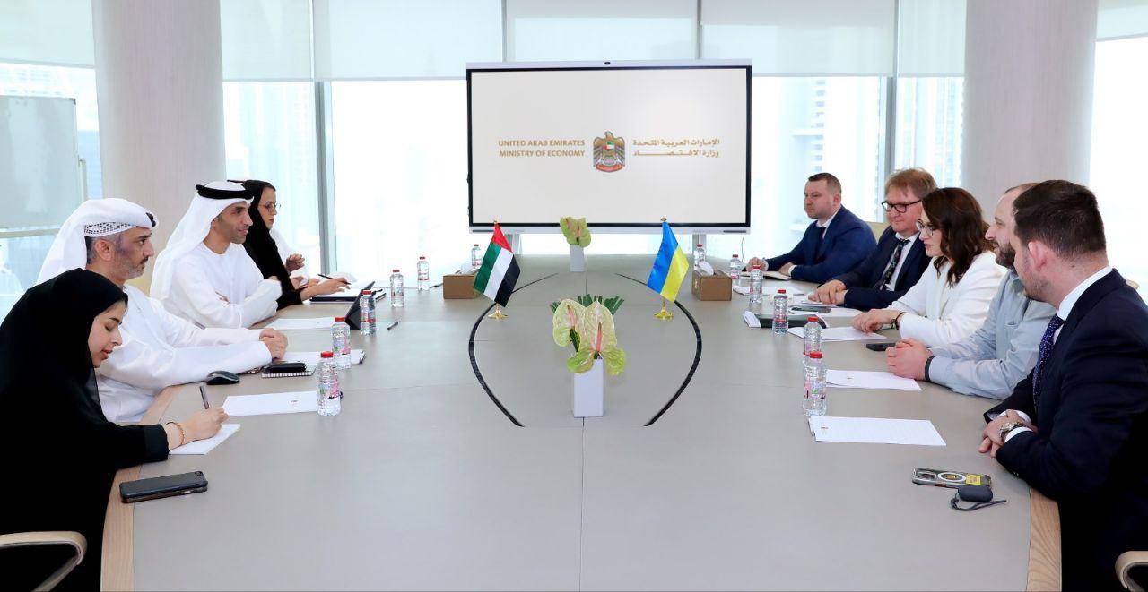 UAE sent a plane with humanitarian aid to Ukraine as part of USD 100 million support program