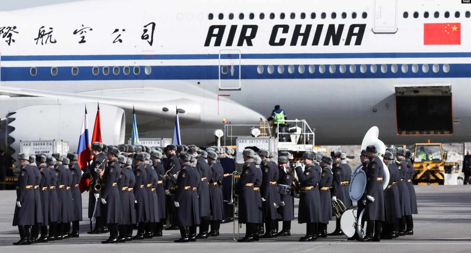 Xi Jinping arrives in Russia for negotiations with Putin