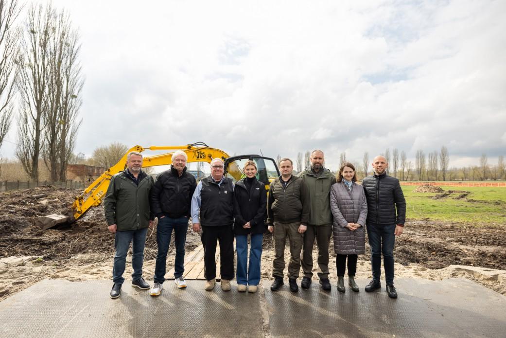 Olena Zelenska and philanthropist Howard Buffet opened the construction of Ukraine's first kitchen factory in Bucha