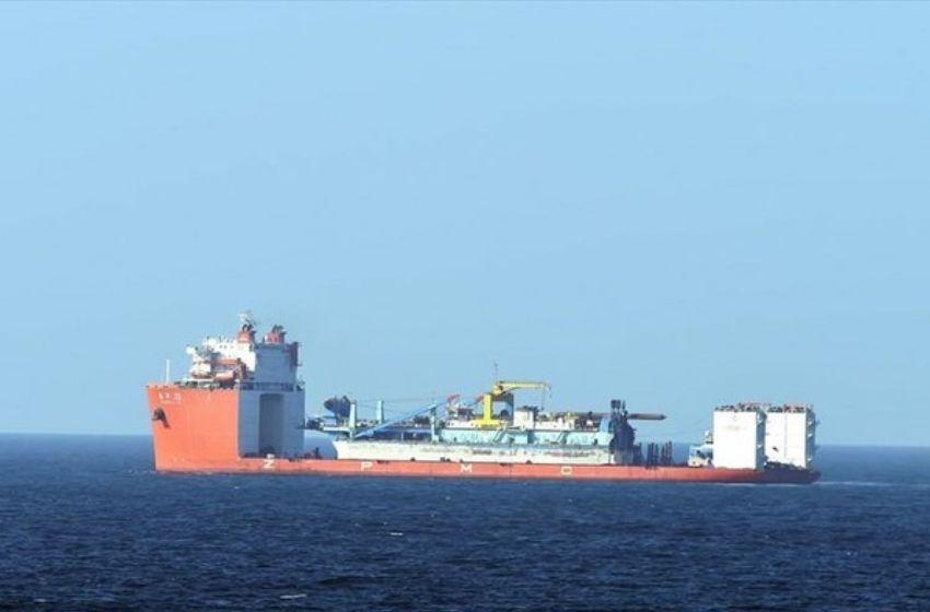 In Chornomorsk port, a Chinese ship was partially sunk to load a dredging fleet