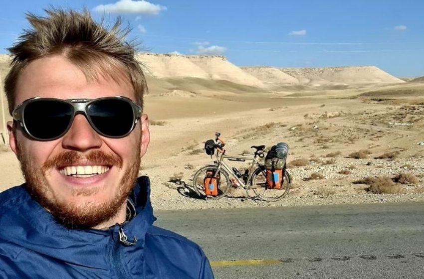 Odessa globe-trotter cyclist arrived to Iran