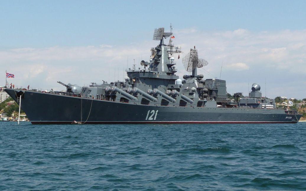 "Moscow" is on fire: a fire broke out on a Russian cruiser off the coast of Crimea