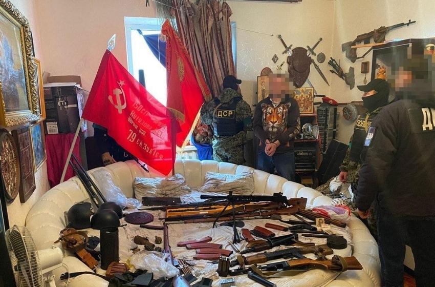 Police conduct large-scale checking in Odessa: weapons and prohibited symbols are found