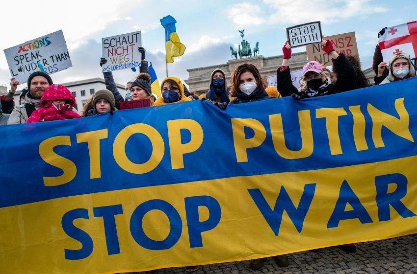 The charity telethon “Save Ukraine – #StopWar” will be broadcast on the squares almost all over the world