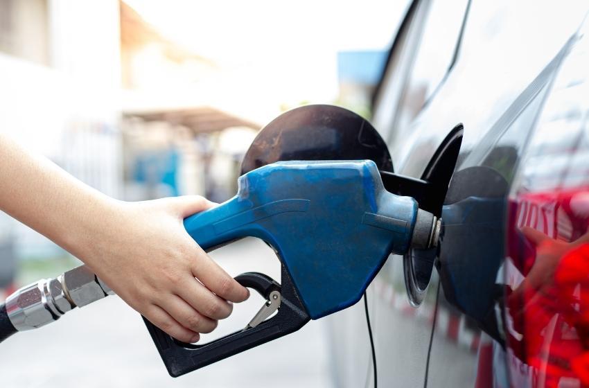 Danilov advised Ukrainians to get used to high gasoline prices