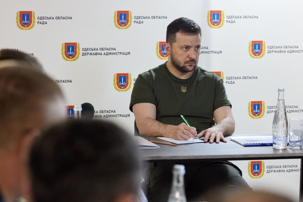 Volodymyr Zelensky held a meeting on the situation in the Odessa region
