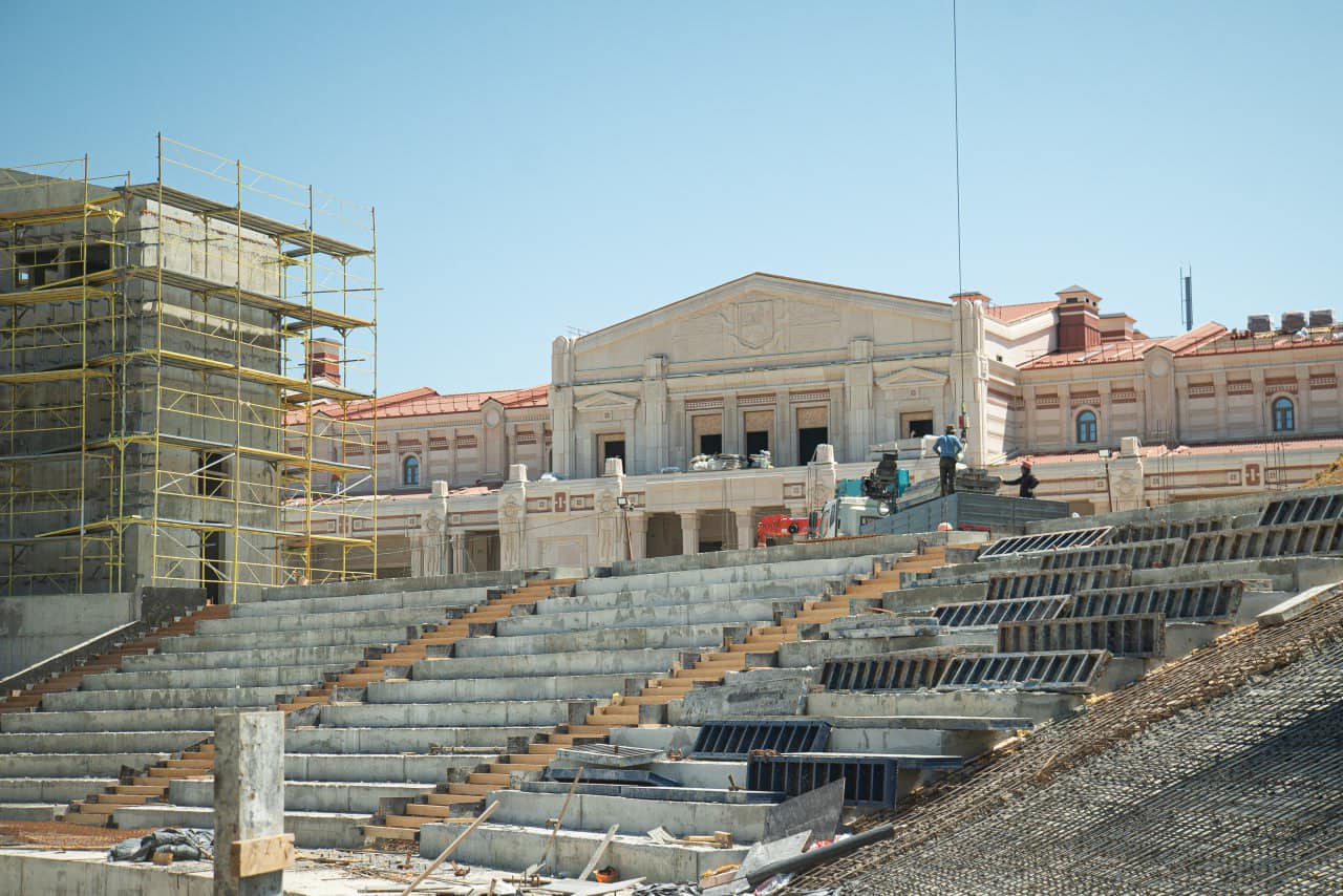 On the territory of "Chersonesus Tauricus," military builders of the occupying army are erecting a new amphitheater