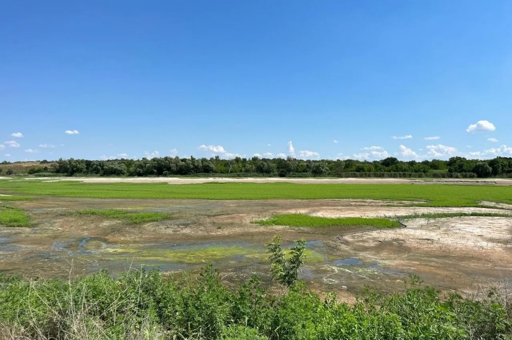 The Kakhovka Hydroelectric Power Plant with its reservoir must not be rebuilt under any circumstances