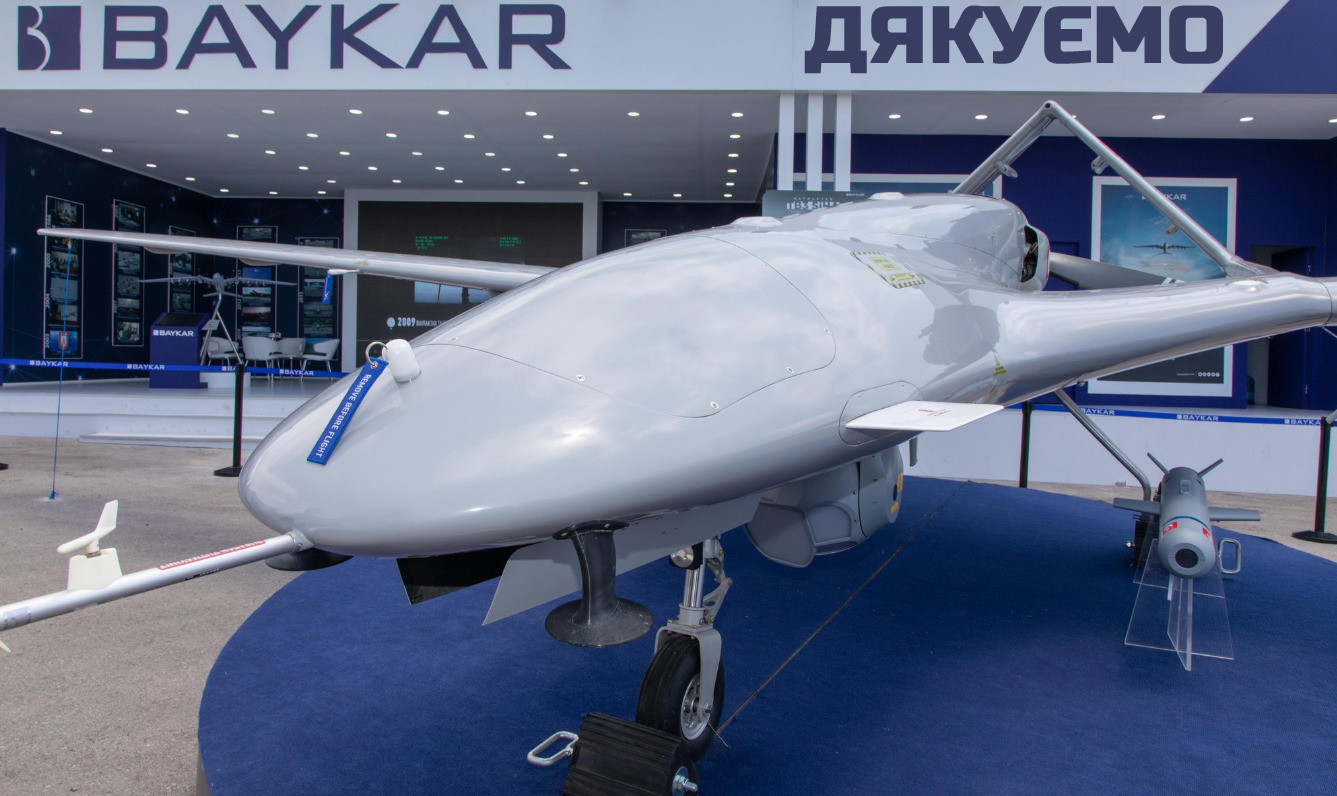On the occasion of Independence Day, Baykar Makina has generously donated a Bayraktar TB2 combat UAV to Ukrainian reconnaissance forces