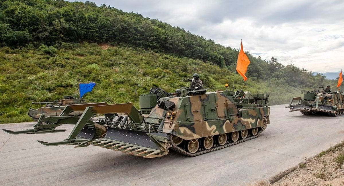 South Korea will transfer two Rhino demining vehicles to Ukraine
