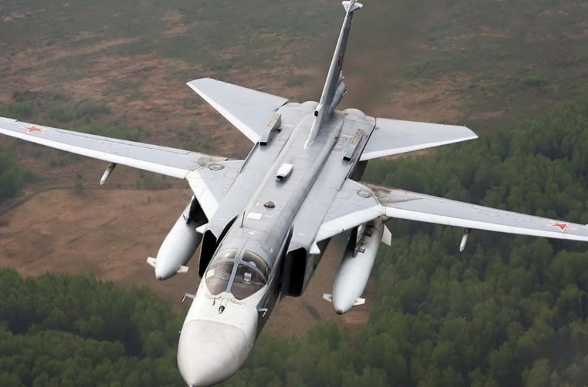 Air defense destroyed a Russian Su-24M in the area of Snake Island