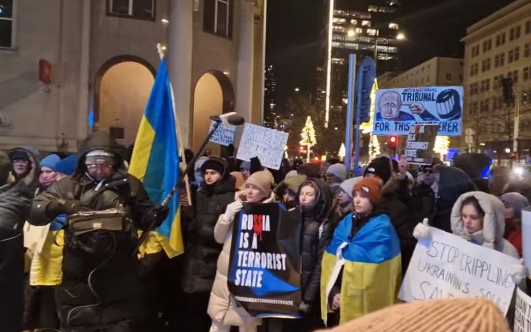 "Stop Russian Terror": In Warsaw, several thousand people demanded assistance for Ukraine from the EU