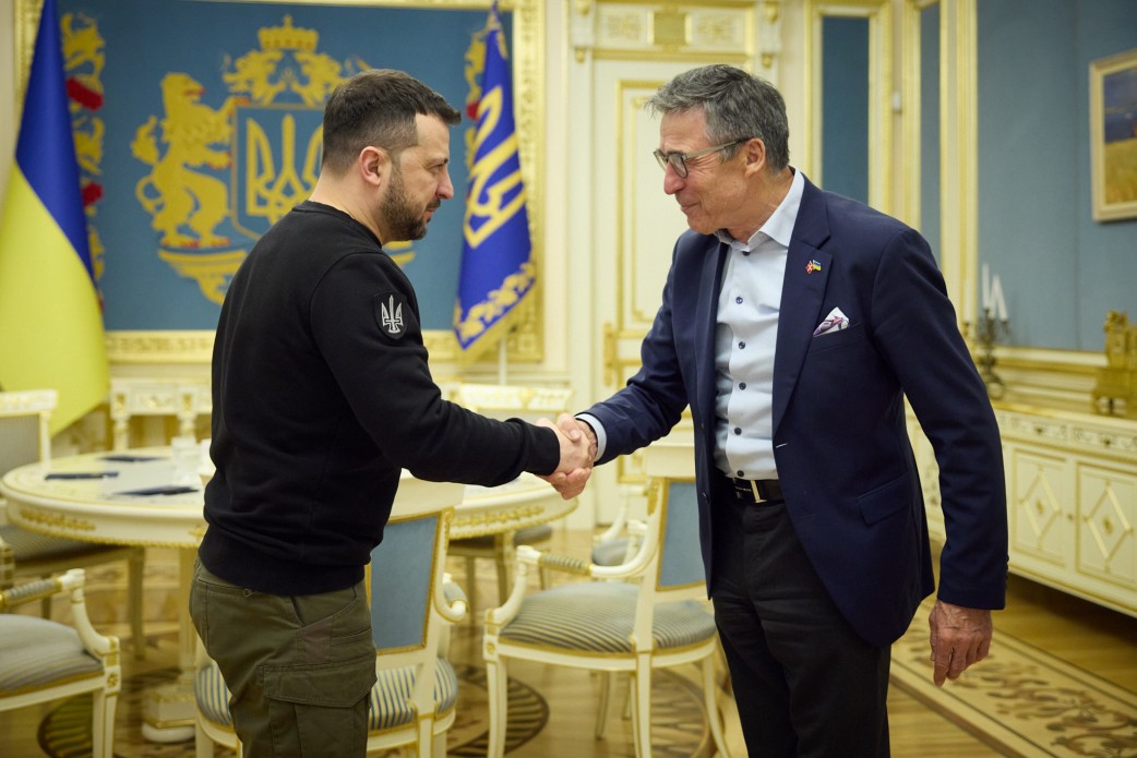 Volodymyr Zelensky met with Anders Fogh Rasmussen