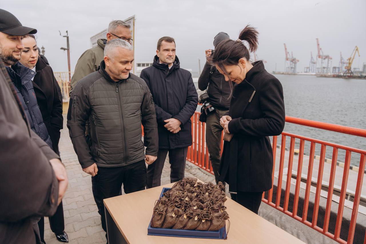 A Russian drone was monitoring the convoy of German Foreign Minister Annalena Baerbock in Mykolaiv. The minister left Ukraine ahead of schedule