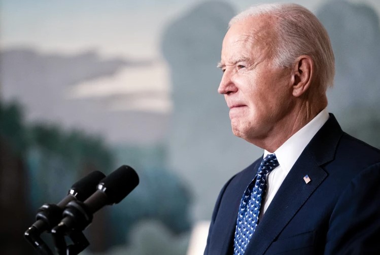 Biden: The consequences of Congress' inaction every day in Ukraine are dire