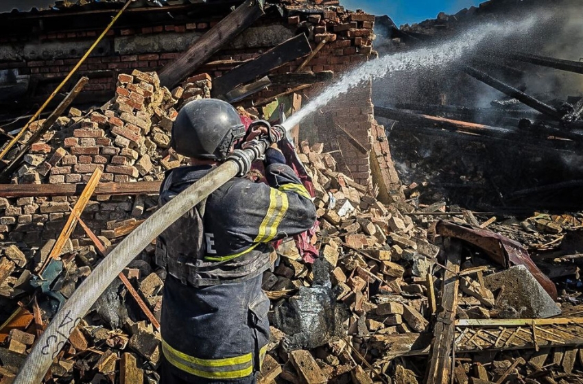 Klymenko: More than 200 rescuers are dealing with the aftermath of missile strikes