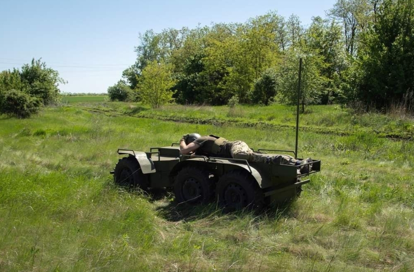 The military is testing multifunctional ground drones called Makhno