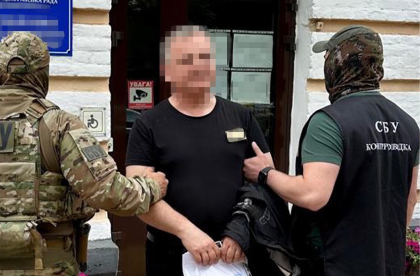 The SSU has detained an official of the Khmelnytskyi City Council who was working for the FSB