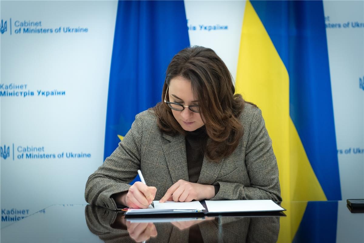 Yuliia Svyrydenko signs €5.27 billion Financial agreement between Ukraine and EU under Ukraine Facility