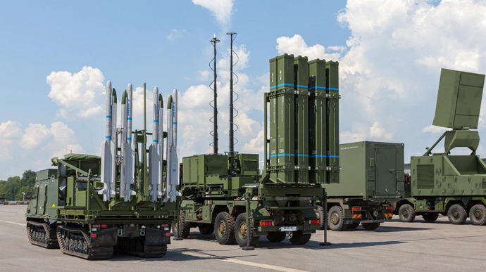 Norway and Germany to Deliver Full IRIS-T Air Defense Battery to Ukraine