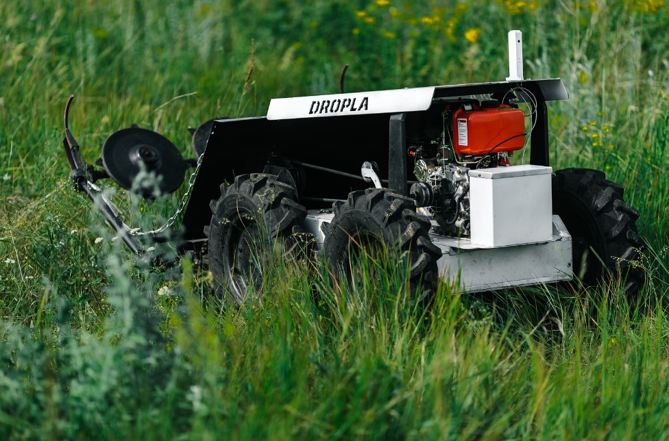 Danish-Ukrainian startup uses robots and drones to speed up demining efforts