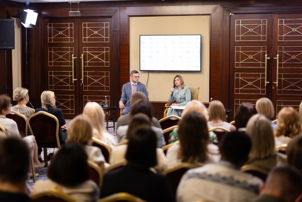 The First Lady discussed humanitarian tasks for Ukraine with the spouses of ambassadors