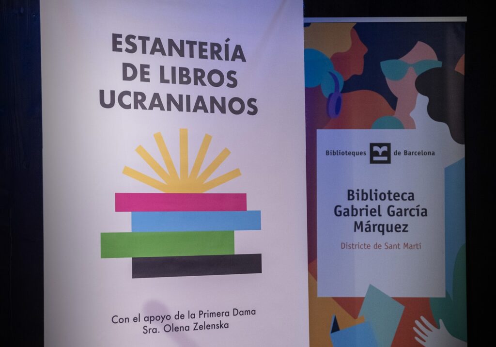 "Ukrainian Book Shelves" appear in five libraries in Barcelona