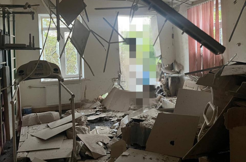 Russian forces shelled a geriatric center near Kherson, wounding medical staff