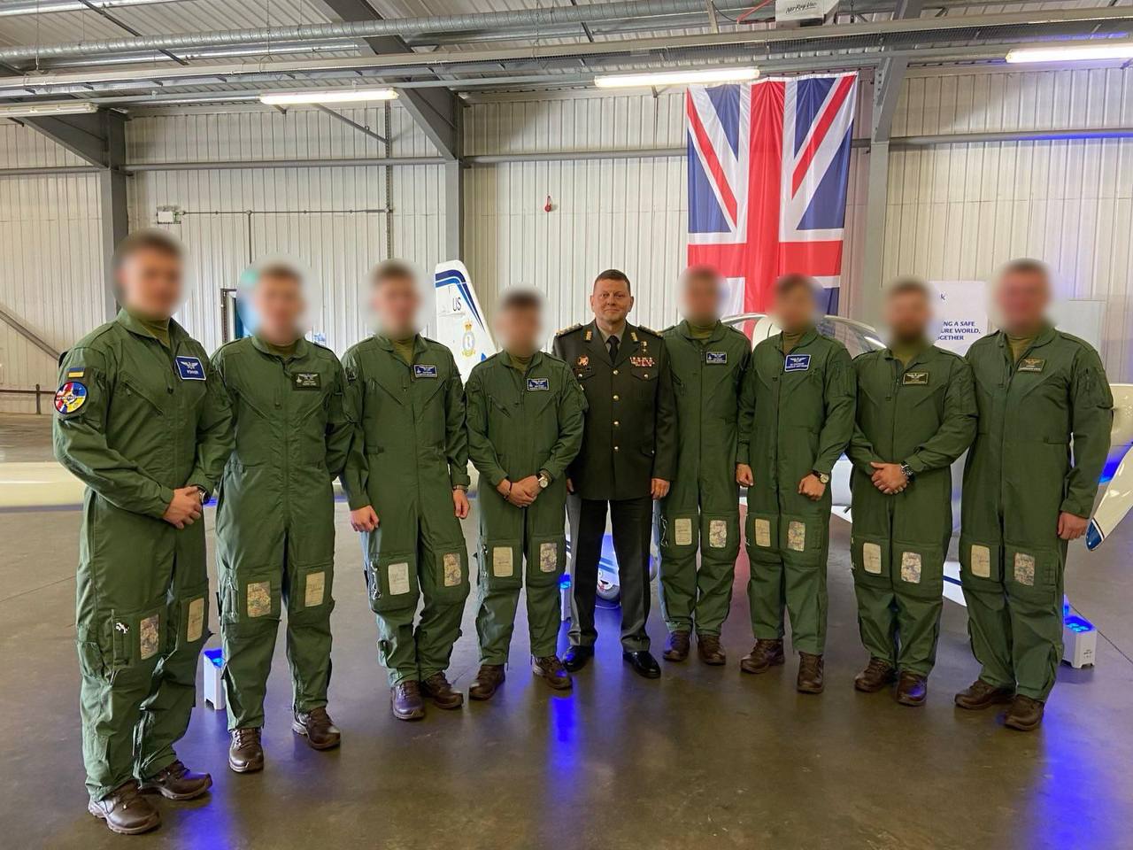 Another group of Ukrainian pilots has completed training in the UK