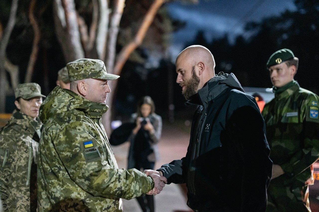 The Swedish Minister of Defense visited the special forces unit Dozor