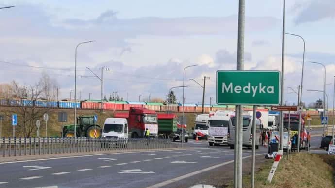 Polish farmers plan to begin a new strike on November 23 at the Medyka-Shehyni border crossing