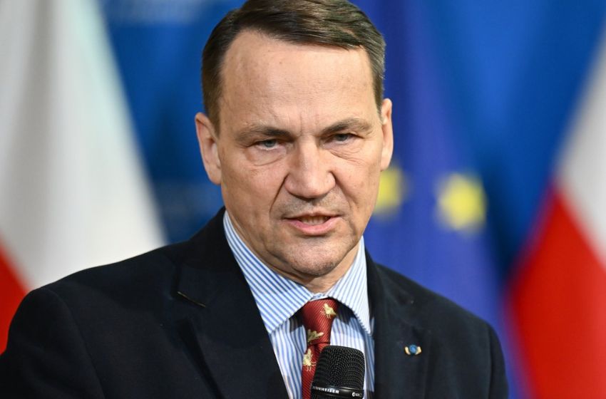 Radosław Sikorski: Russia, not Ukraine, needs to be pushed toward peace negotiations