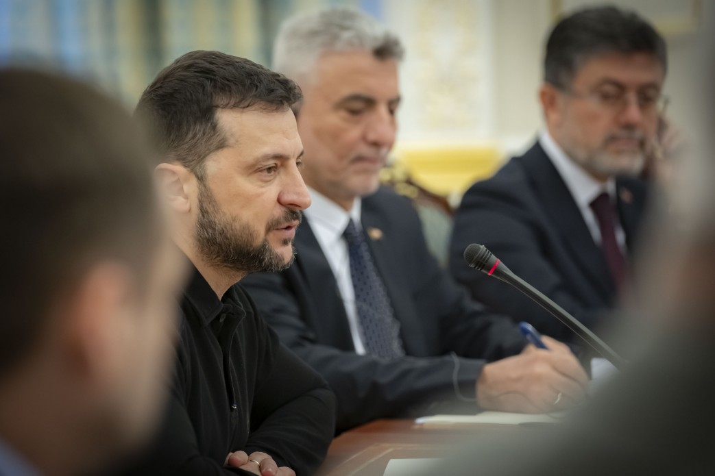 Reconstruction of Ukraine and the development of bilateral relations: Volodymyr Zelensky met with representatives of the Turkish government and business