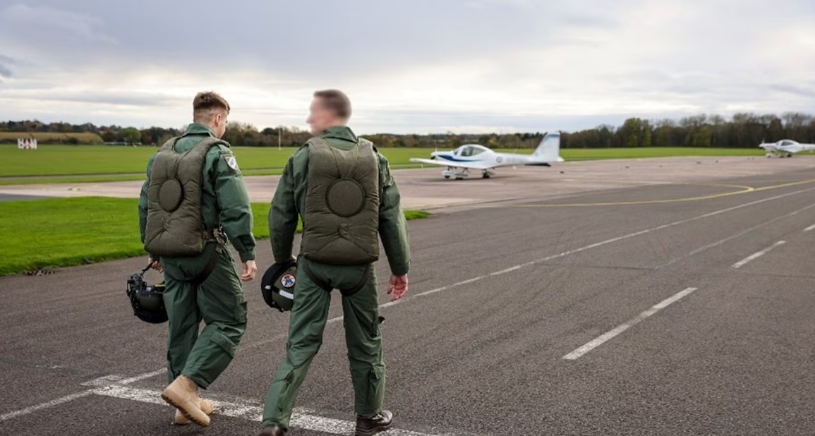 Ukraine and the Czech Republic have agreed to cooperate on training F-16 pilots