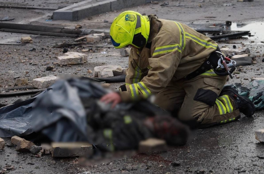 In Kyiv, 3 rescuers killed and 9 wounded responding to Russian attack aftermath
