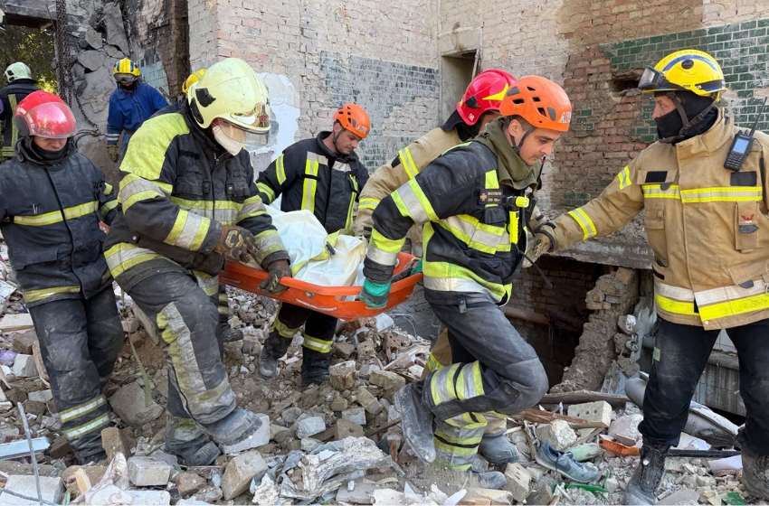 The death toll from the massive attack on Kyiv has risen to 21, with another 134 people injured