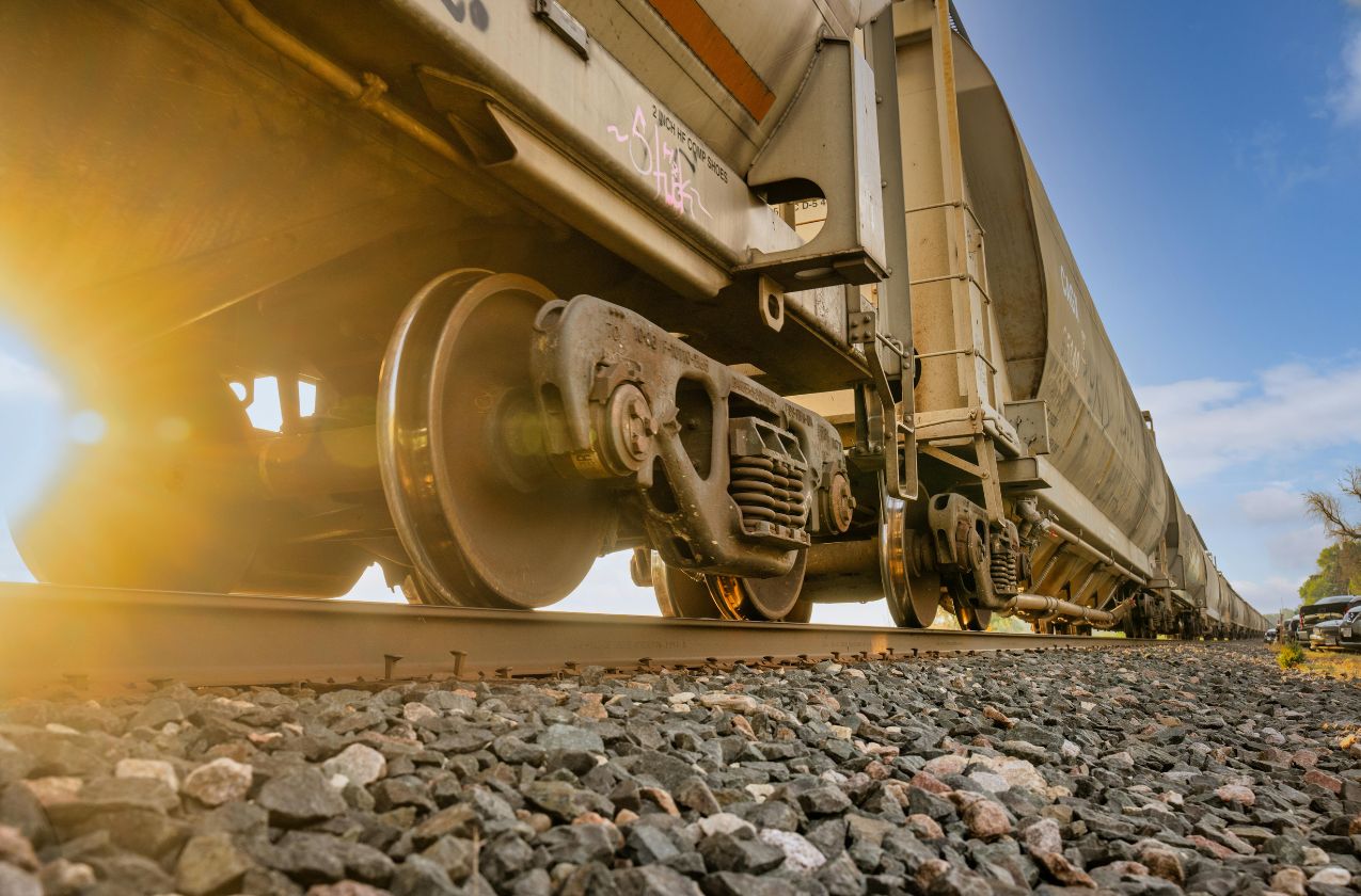 The EU will provide Ukraine with €76 million for the construction of a European-gauge railway line between Lviv and Poland