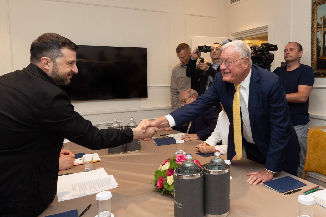 Zelensky meets U.S. envoy Keith Kellogg in Rome to discuss defense, peace, and sanctions