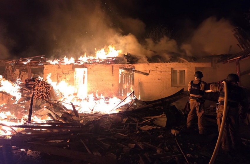 Heavy Russian strikes kill 10, injure 35 across 6 Ukrainian regions in a single day