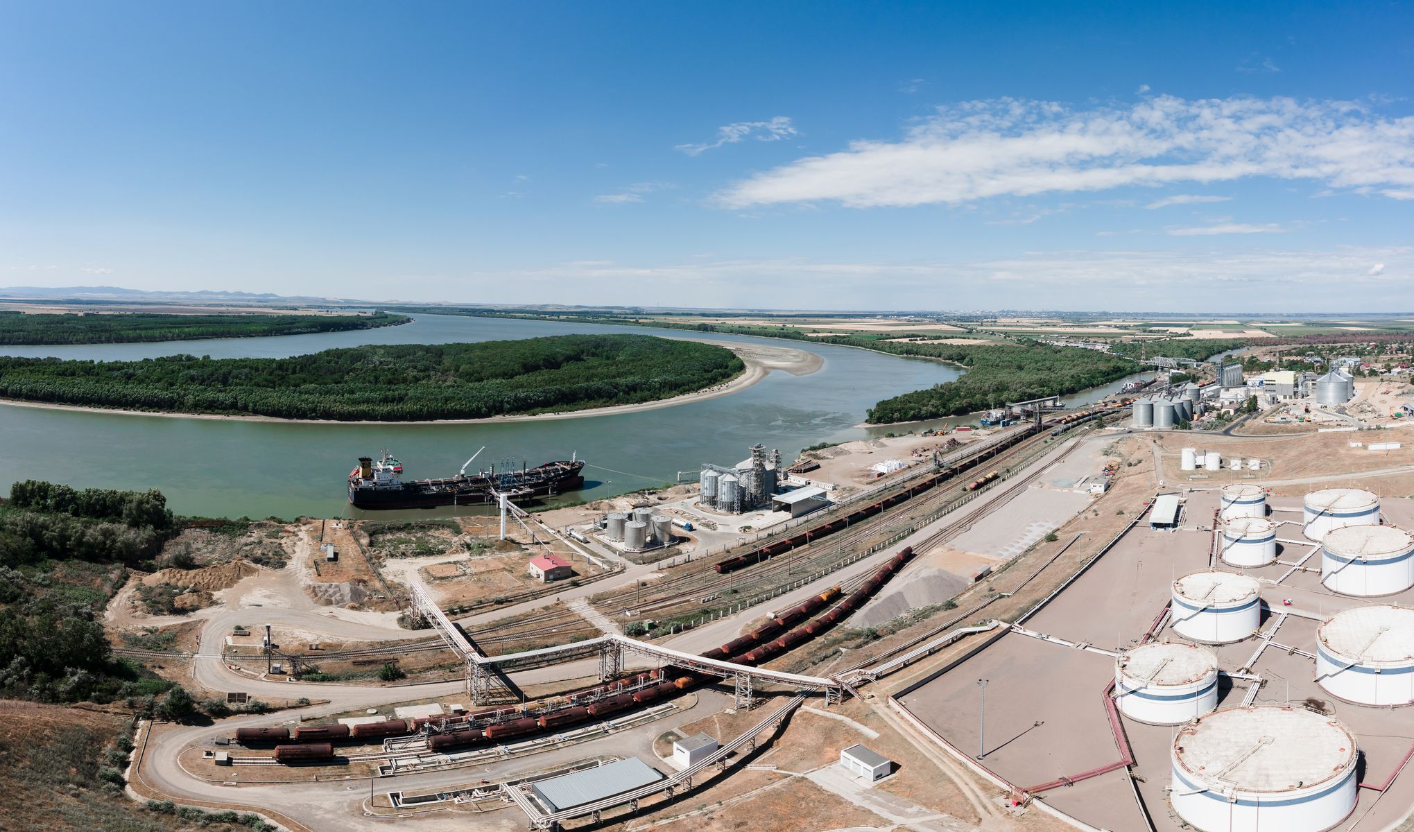 Moldovan authorities approve draft deal for Giurgiulești port transfer to Romania