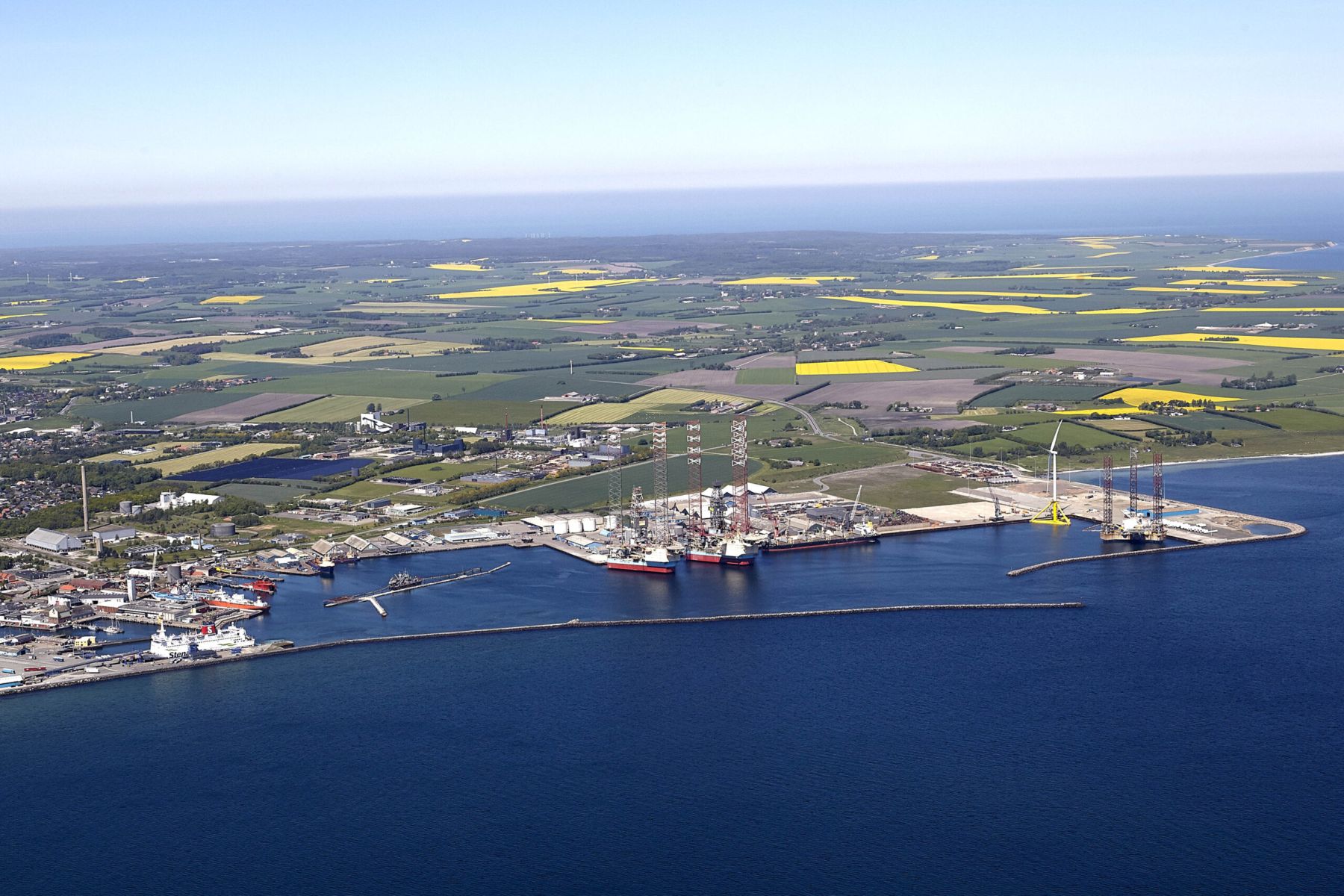 Denmark calls for international coordination of intelligence services to ensure port security