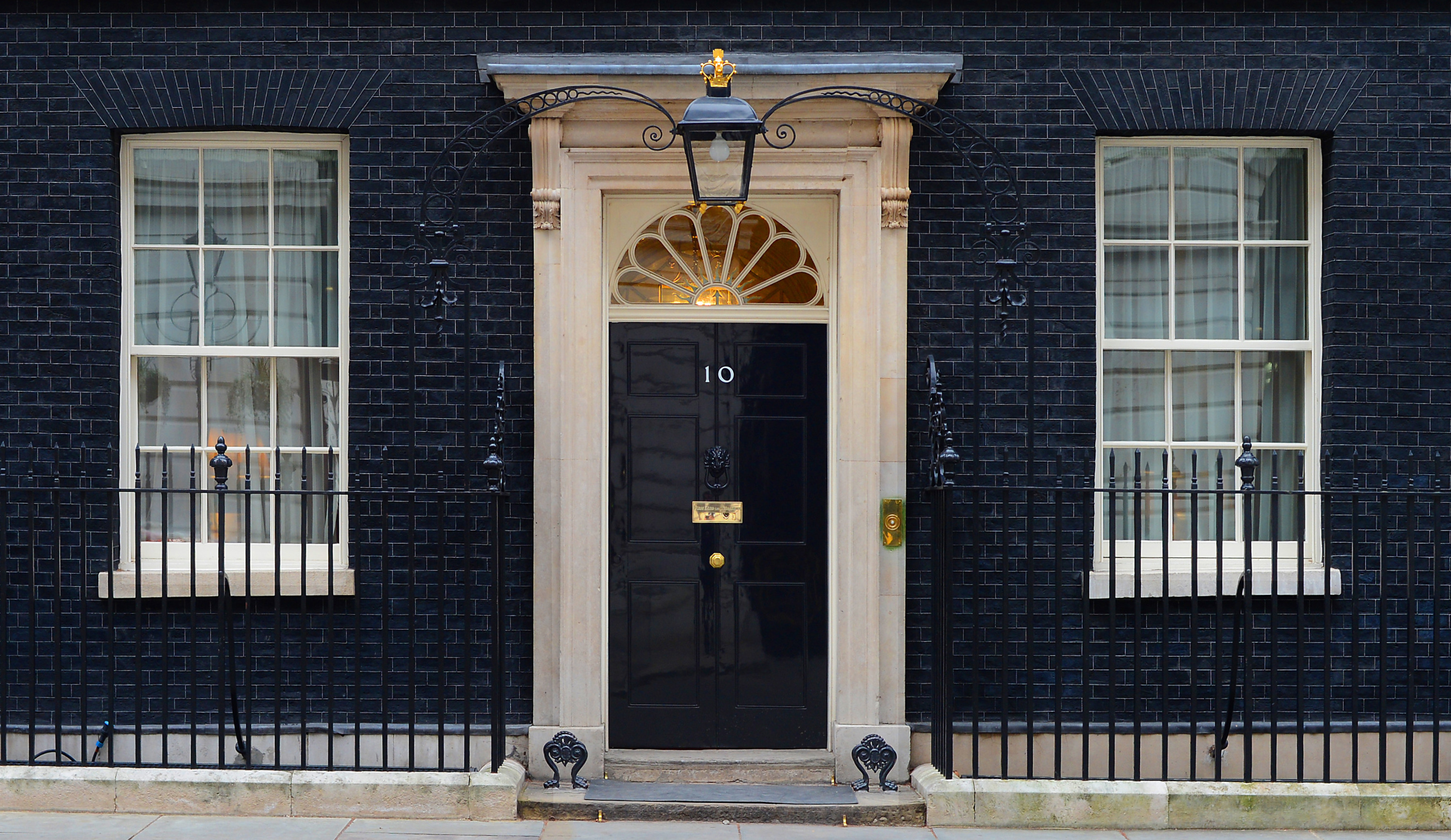 UK government: Putin must agree to an unconditional ceasefire