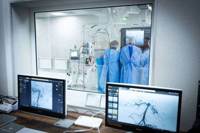 An underground medical facility is being constructed at the Kharkiv Regional Clinical Hospital