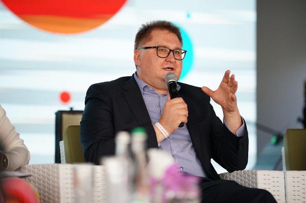 Ukraine advances digital transformation and EU integration with business leaders