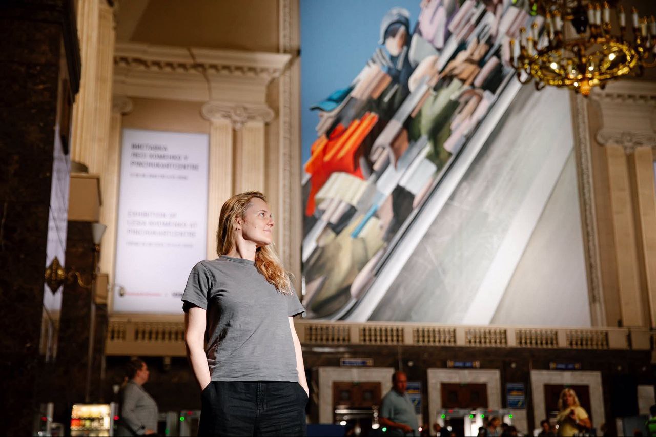 Lesia Khomenko unveils monumental artwork at Kyiv station
